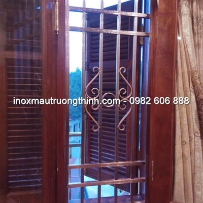 Cửa sổ Inox màu
