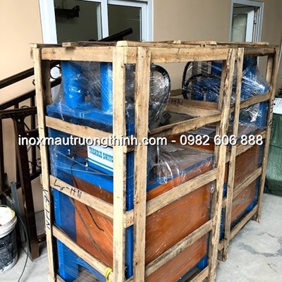 Máy Đột Lỗ Inox