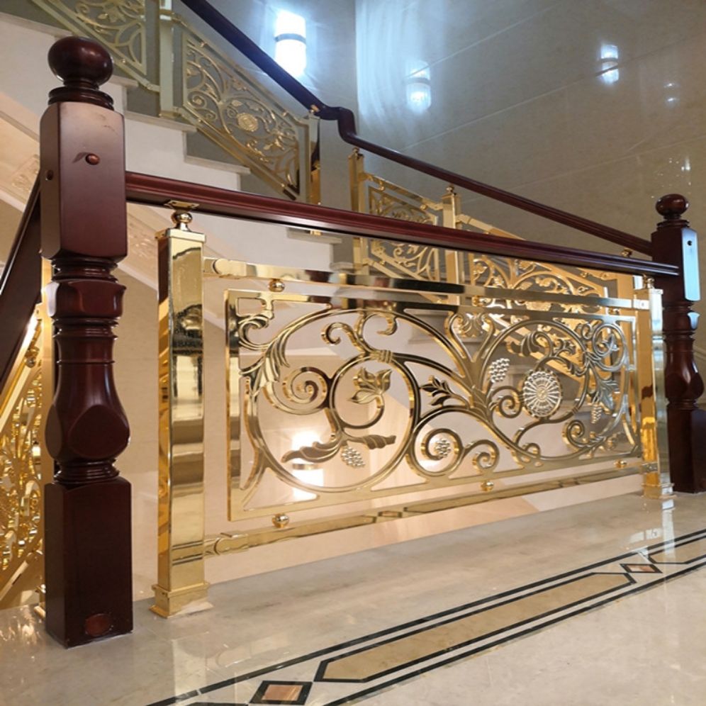 Lan can Inox mạ vàng nâng tầm ngôi nhà Việt