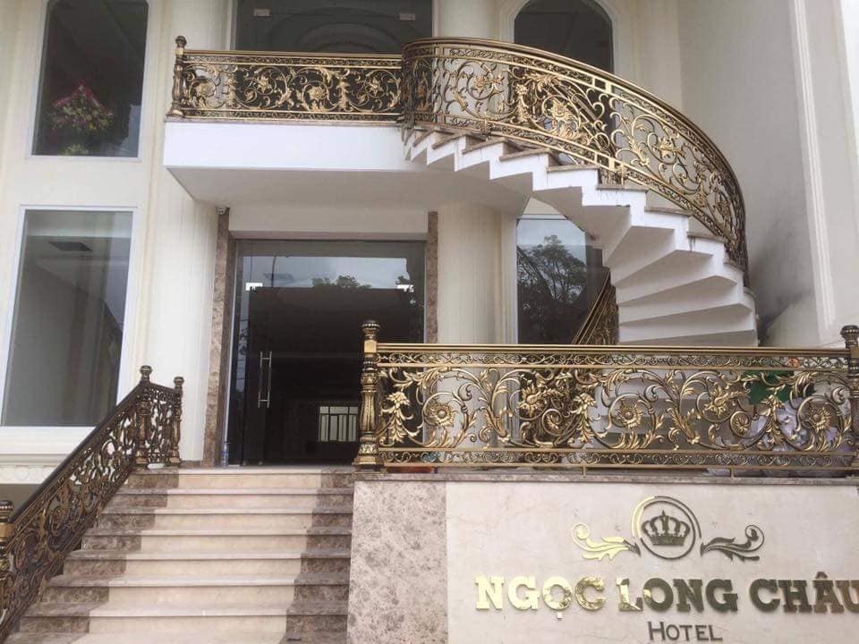 MẪU TRỤ CẦU THANG INOX ĐẸP HIỆN NAY