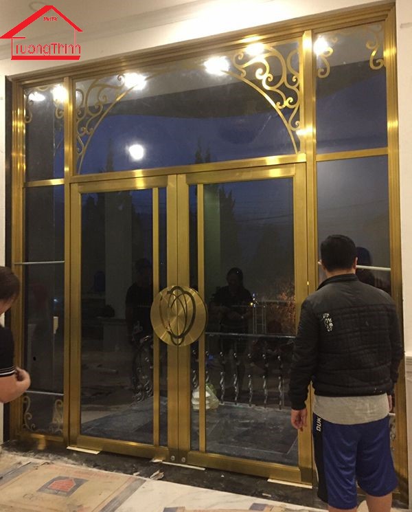 Mẫu cửa nhà inox 4 cánh đẹp nhất