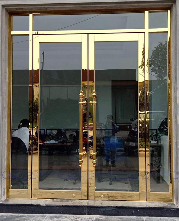 Mẫu cửa chính inox dạng trơn 