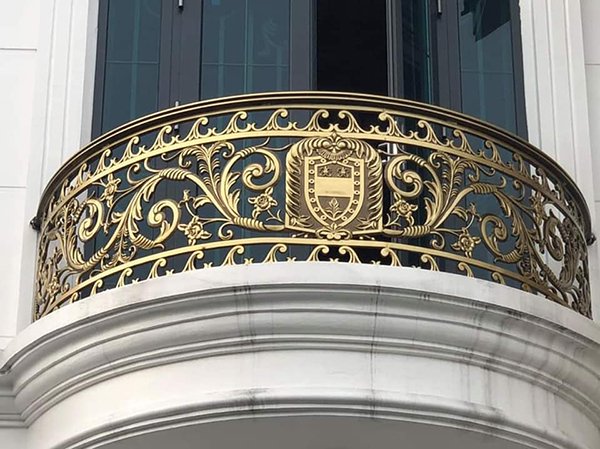 Có những loại lan can nào trên thị trường hiện nay