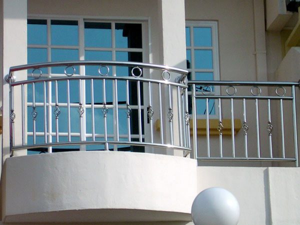 Mẫu lan can inox 2022