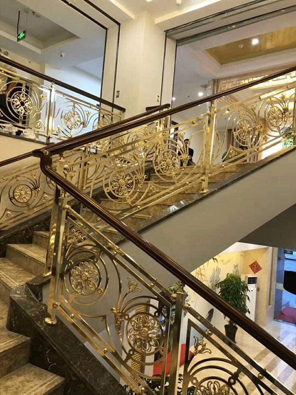 Có những loại lan can nào trên thị trường hiện nay