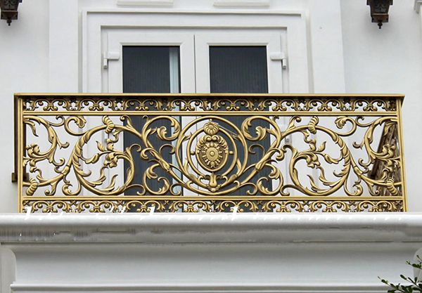 Có những loại lan can nào trên thị trường hiện nay